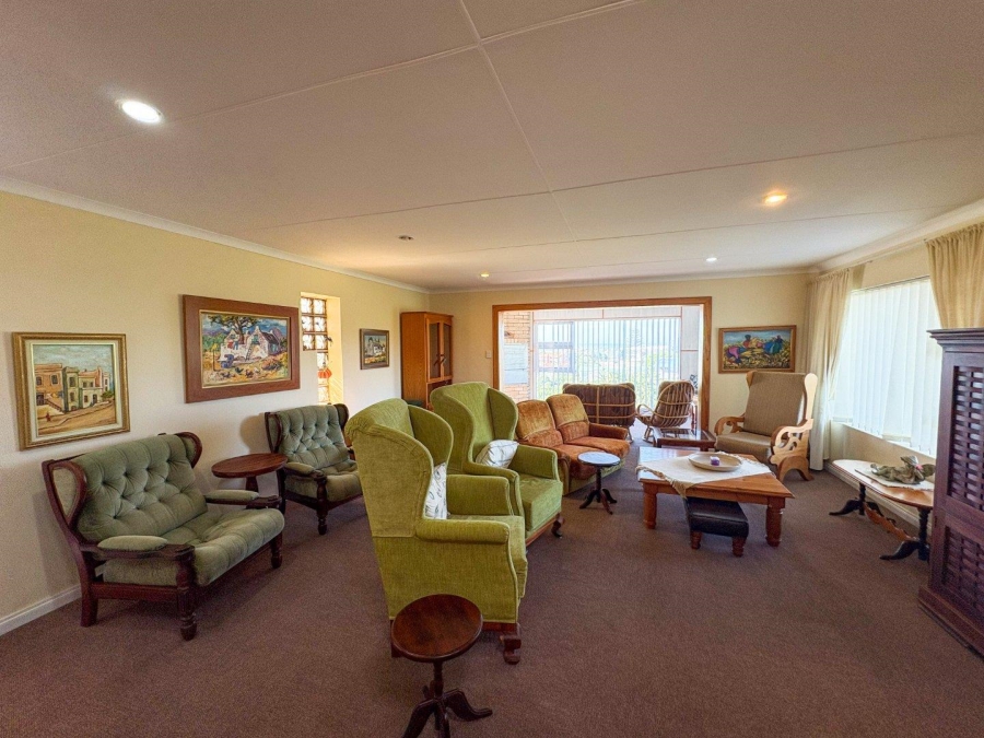 3 Bedroom Property for Sale in Stilbaai Western Cape
